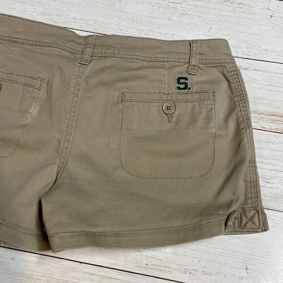 College classics khaki color Michigan State Spartans shorts. Size 5. - Picture 6 of 10